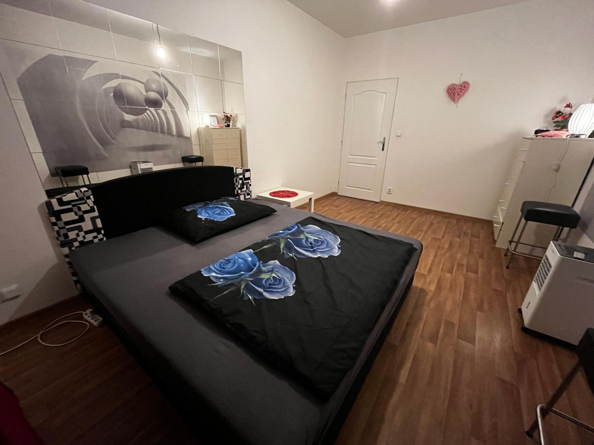 Monfas Apartment Garden City Prague Ngoại thất bức ảnh
